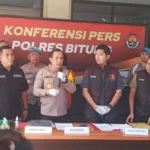 Tersangka kasus rudapaksa dan pembunuhan pelajar di Bitung